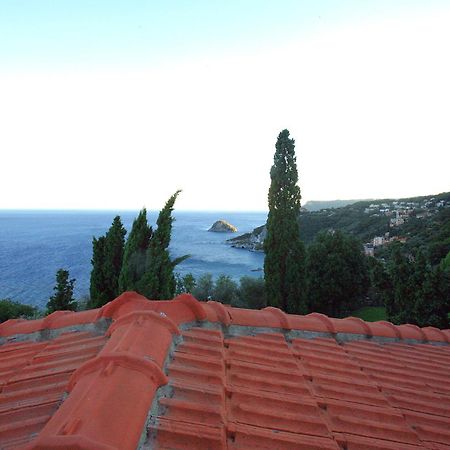 Residence Borgo San Sebastiano Bergeggi Luaran gambar