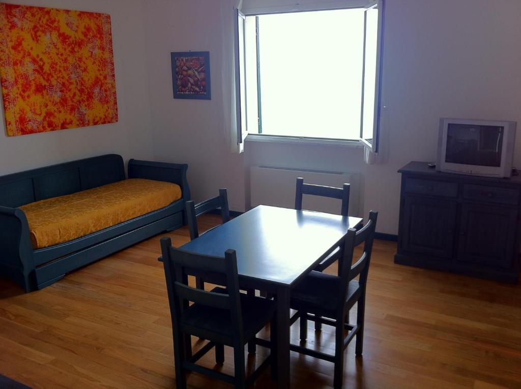 Residence Borgo San Sebastiano Bergeggi Bilik gambar