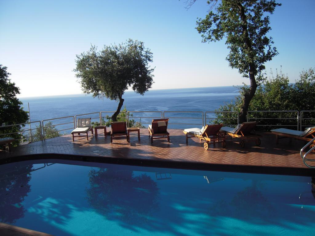 Residence Borgo San Sebastiano Bergeggi Luaran gambar