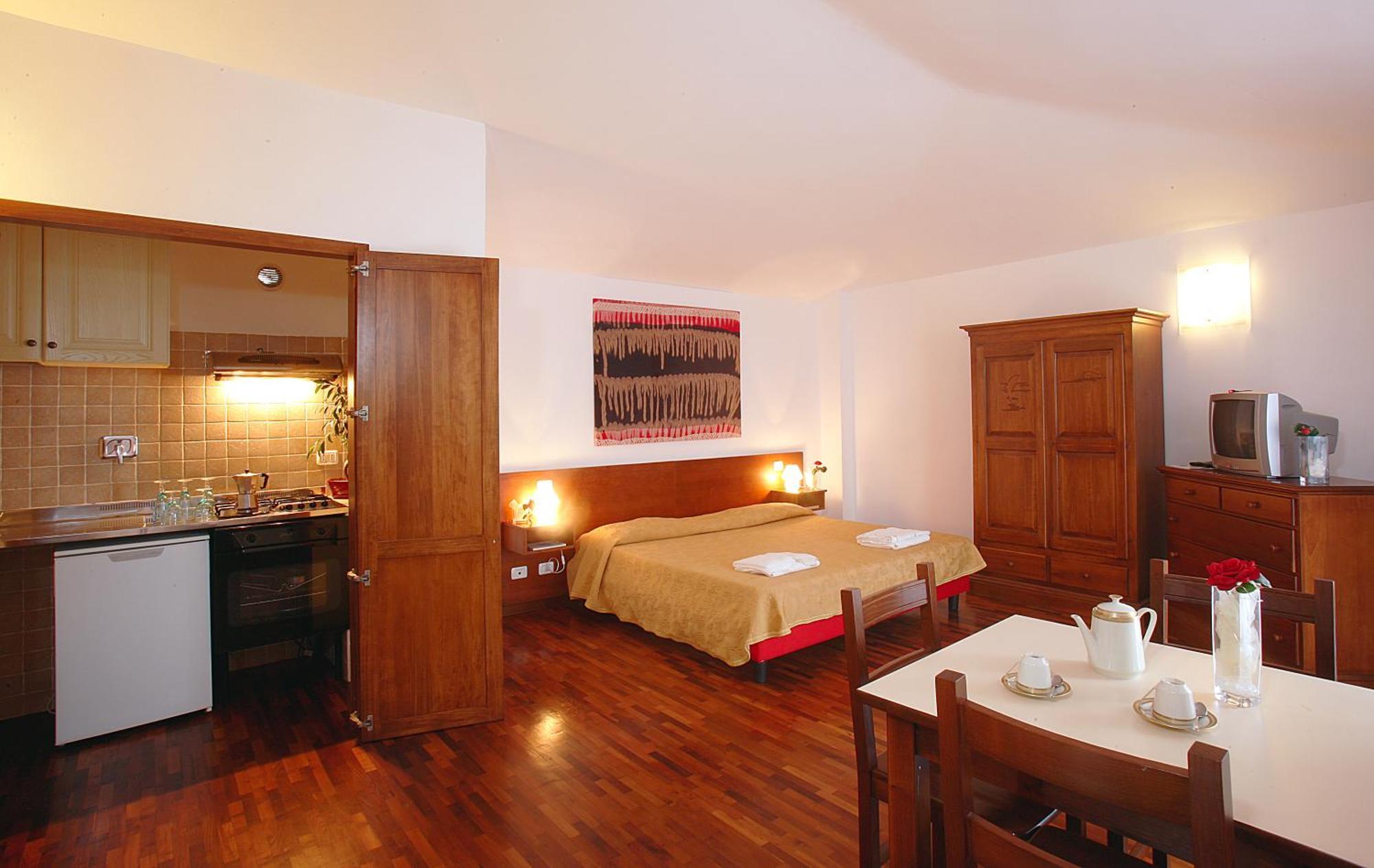 Residence Borgo San Sebastiano Bergeggi Luaran gambar