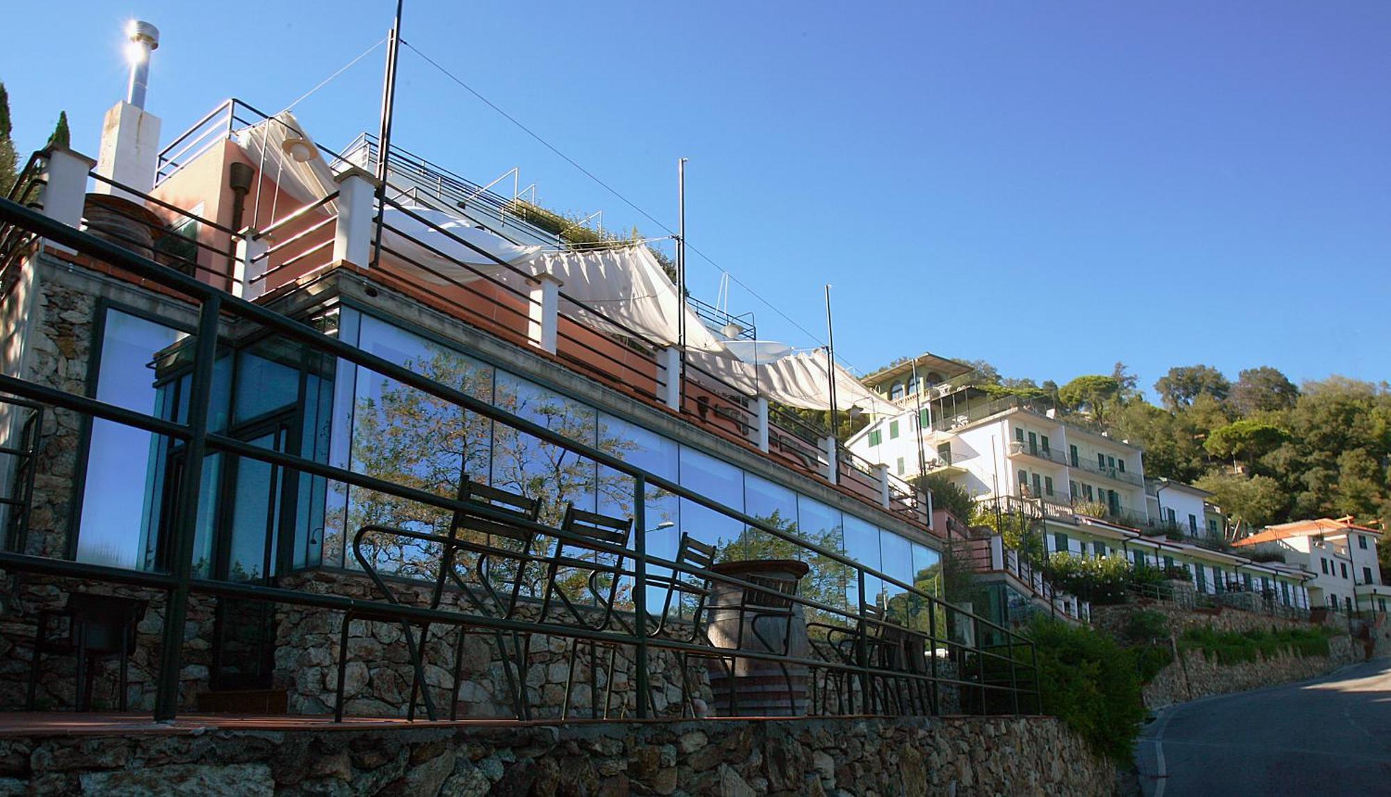 Residence Borgo San Sebastiano Bergeggi Luaran gambar