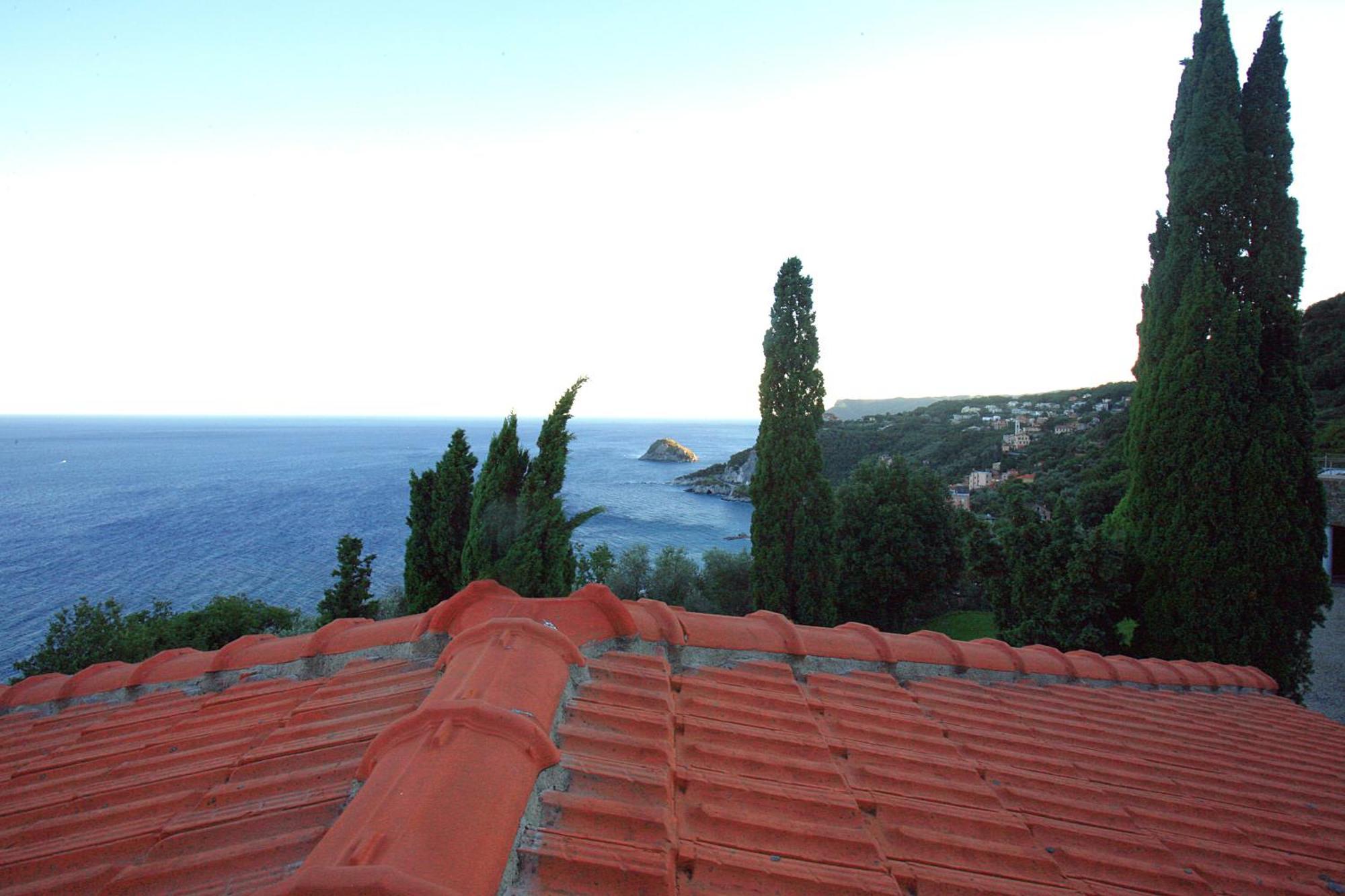 Residence Borgo San Sebastiano Bergeggi Luaran gambar
