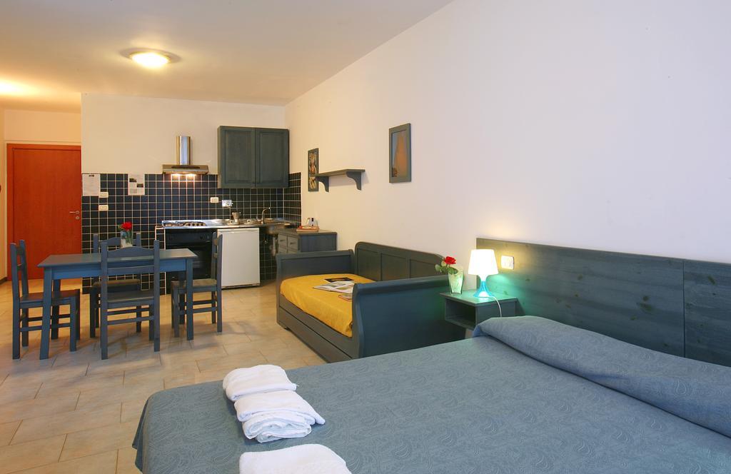 Residence Borgo San Sebastiano Bergeggi Bilik gambar